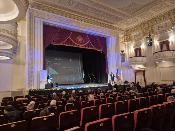 “Milli musiqi kimliyimiz” layihəsi: Şəhriyar adına Mərkəzdə möhtəşəm konsert - <span class="color_red">FOTO</span>