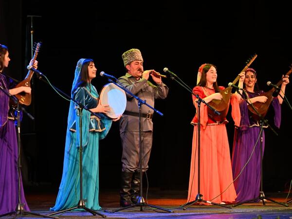 “Milli musiqi kimliyimiz” layihəsi: Şəhriyar adına Mərkəzdə möhtəşəm konsert - <span class="color_red">FOTO</span>