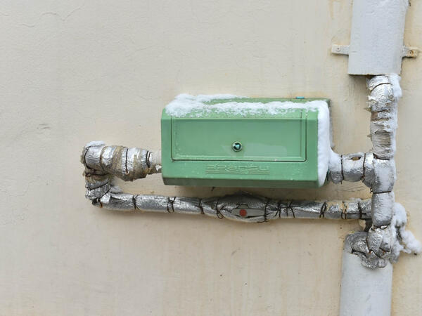 ADSEA-dan vacib xəbərdarlıq: Su sayğacını soyuq havada belə qoruyun