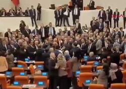 Türkiyə parlamentində dava düşdü - <span class="color_red">VİDEO</span>