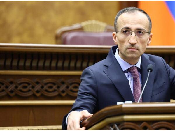 10 erməni Ermənistana təhvil verildi