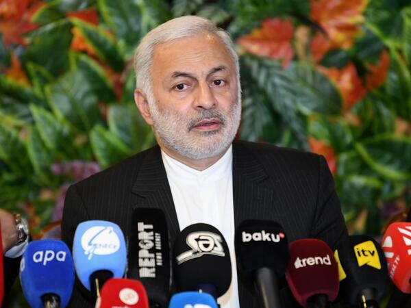 İran və Azərbaycan arasında kommunikasiyalar genişlənir