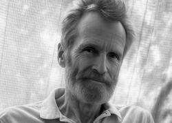 Azərbaycandan Ermənistana köçən yazıçının kimliyi <span class="color_red">açıqlandı</span>