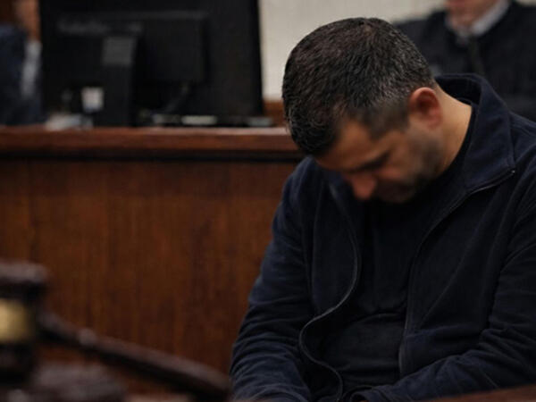 Görüşlərə hərbi formada gələn “məmur”un fırıldağı - Mal ətindən toyuğa qədər...