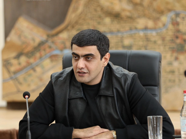 Ermənistanda partlayış: Merin yaxınları həlak oldu