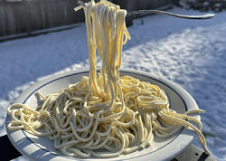 ABŞ-də -42°C: Meteoroloq spagetti ilə eksperiment etdi - <span class="color_red">FOTO</span>