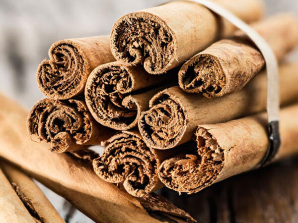 Bakıda darçının da saxtası satılırmış - FOTO