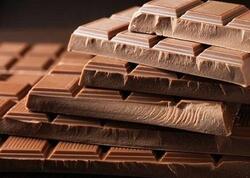 Aldığı şokoladdan aboy bıçağı çıxdı - <span class="color_red">VİDEO</span>