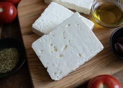 Gün ərzində nə qədər pendir yemək olar?