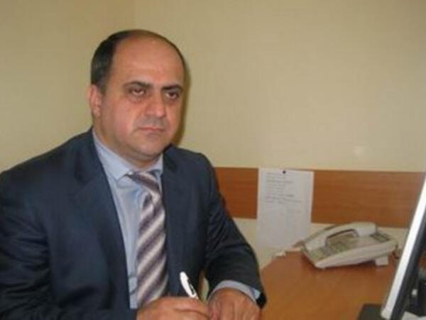 Vəli Əkbər işdən çıxarıldı