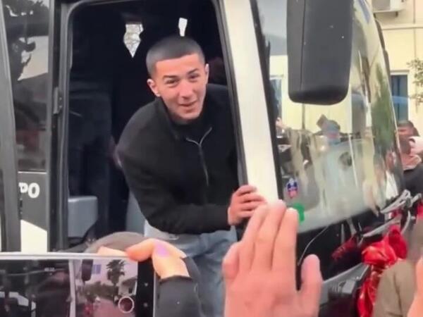 Əsgərliyə gedən gəncdən atasına səmimi ETİRAF - <span class="color_red">VİDEO</span>