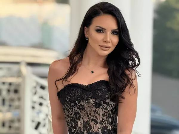 "O xanım ailə məclisinə gələcək aparıcı deyil"