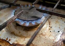 Yağ ləkələrindən bu üsullarla xilas olun