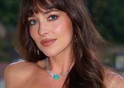 Buna görə gözəl qalıb