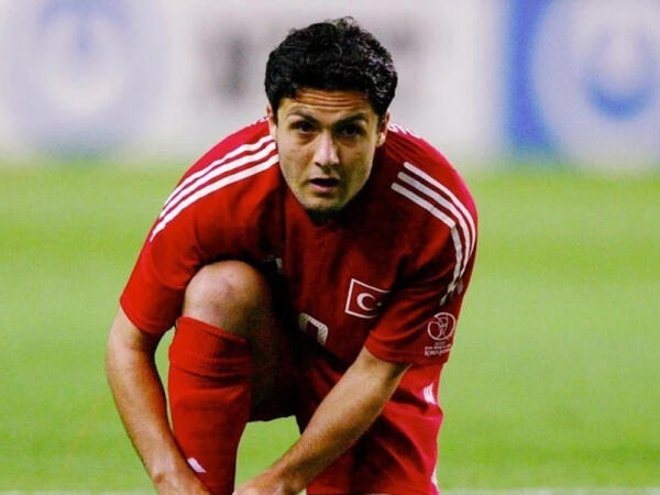 Türkiyə millisinin sabiq futbolçusu Azərbaycandan təklif alıb
