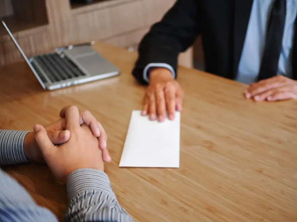 Məşhur şirkət 30 min nəfəri işdən çıxarır - SƏBƏB