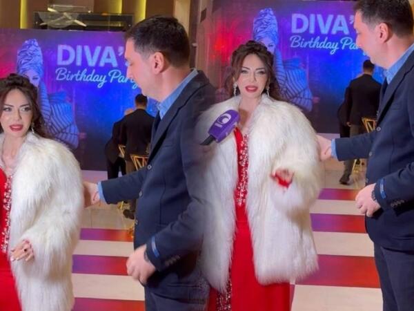 Anasının vəfatından sonra hər yerə həyat yoldaşı ilə gedir