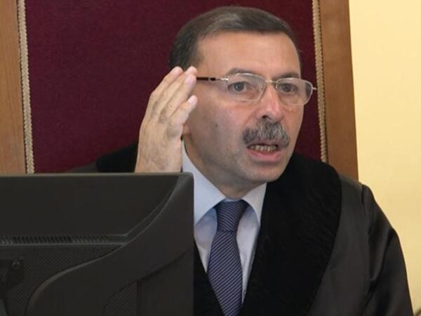 Azad Məcidova hakim pensiyası verilmir <span class="color_red">- 4 881 manatdan narazıdır</span>