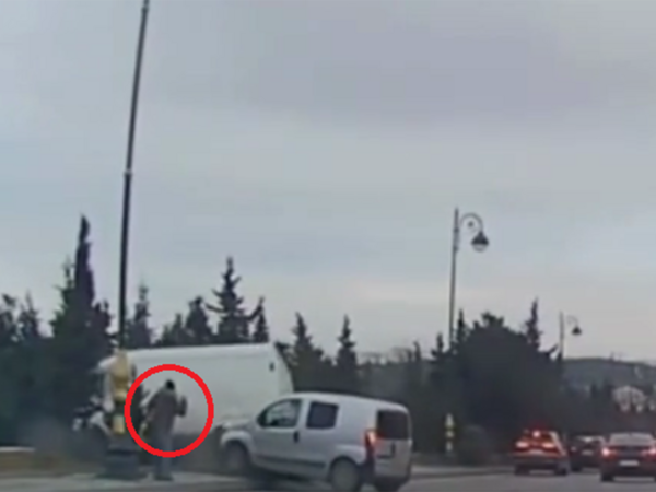 Ölümdən son anda belə xilas oldu - <span class="color_red">VİDEO</span>