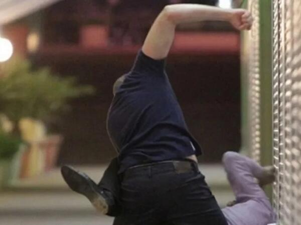 Xankəndidə satıcı müdiri döydü