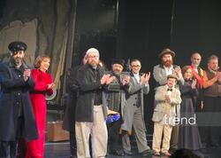 “Neft bumu hamıya gülümsəyir” pyesi əsasında hazırlanan eyniadlı yeni tamaşanın premyerası keçirilib - <span class="color_red">FOTO</span>