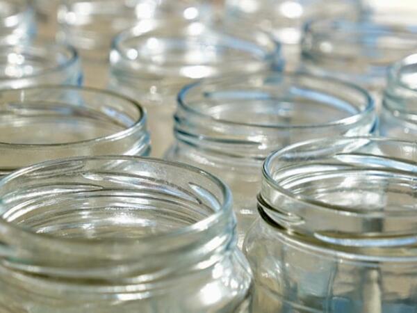 Boş şüşə bankaları təcili atın: Sağlamlığınız üçün gizli təhlükə
