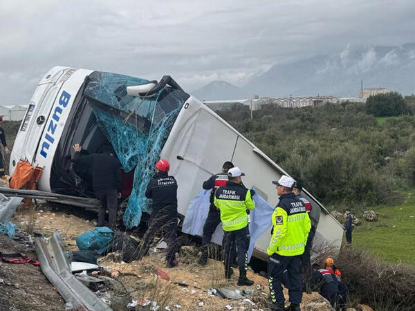 Türkiyədə sərnişin avtobusu qəza etdi - 8 ölü, 26 yaralı