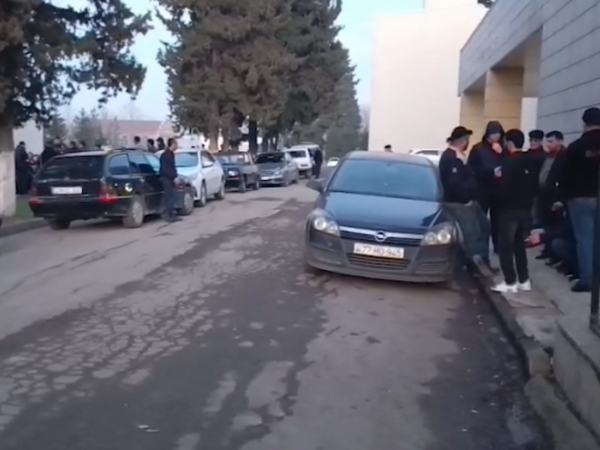 "Əmisi təzə çıxmışdı içəridən" - Cəlilabaddakı ağır cinayətin təfərrüatı - <span class="color_red">FOTO</span>