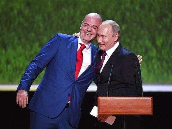 FİFA rəhbəri Rusiyanın futbol qadağasının ləğvini istisna etmədi