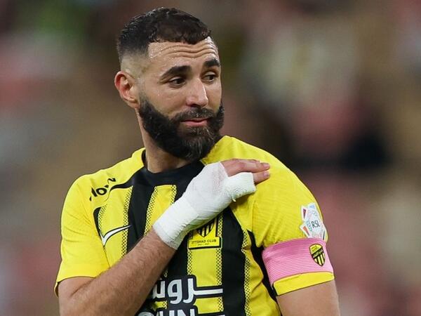Benzema bu klubda pulsuz oynamağa razı oldu