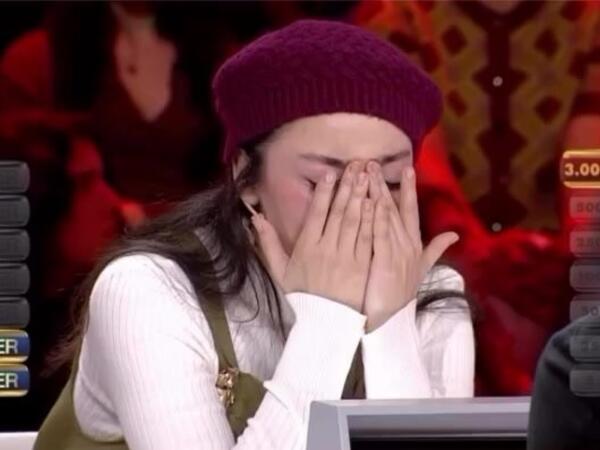 “2 dəfə güclü zəlzələdə həyatımı pişik xilas edib” - <span class="color_red">VİDEO</span>