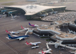 Əlverişsiz hava şəraiti Bakıda aeroportun işinə təsir edib? - AÇIQLAMA