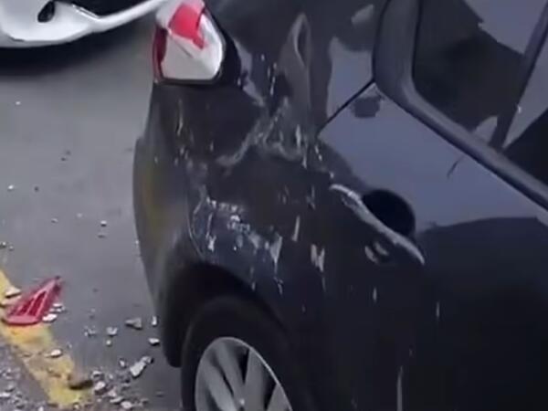 Yasamalda külək binan fasadını qopardı