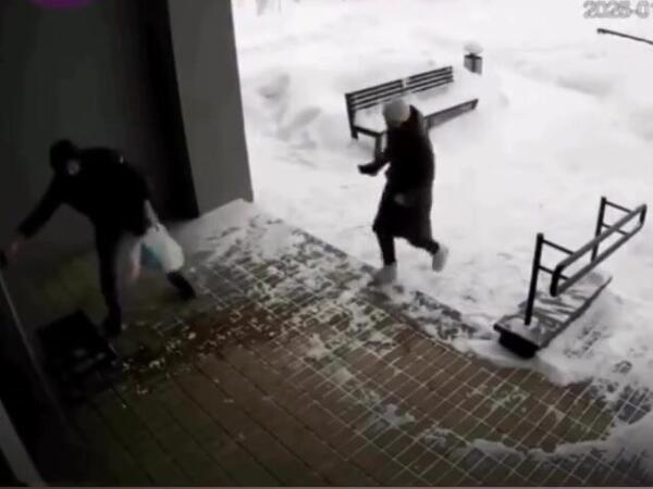 Saniyəlik fərqlə ölümdən döndü - <span class="color_red">VİDEO</span>