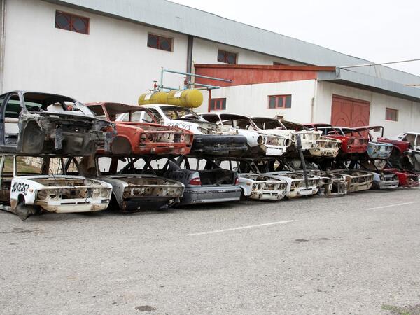 Utilizasiya edilən avtomobillərə görə bir milyon manata yaxın məbləğ ödənilib