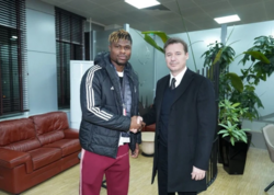 “Beşiktaş” İngiltərədən futbolçu transfer etdi