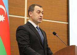 İcra başçısına itki - FOTO