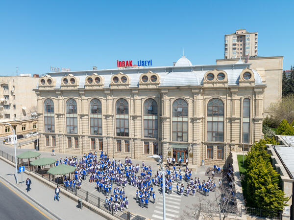 "İdrak" liseyində bu məşhurların övladları da təhsil alıblar: Zaur Baxşəliyev, Elton Hüseynəliyev...