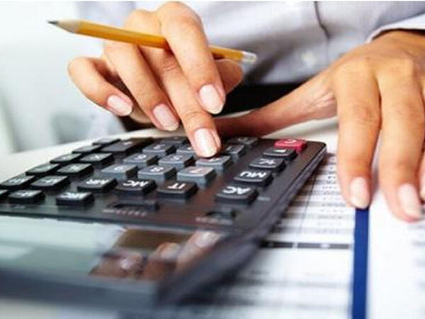 Bakının məşhur klinikaları milyonlarla manat vergi borcunda - SİYAHI