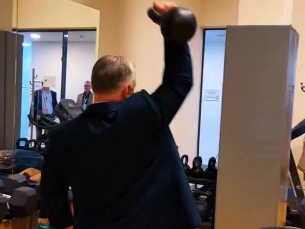 Seçicilərlə görüşə belə hazırlaşdı - <span class="color_red">VİDEO</span>