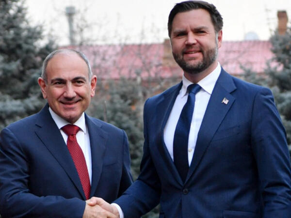 Paşinyan ABŞ-nin vitse-prezidenti ilə görüşdü