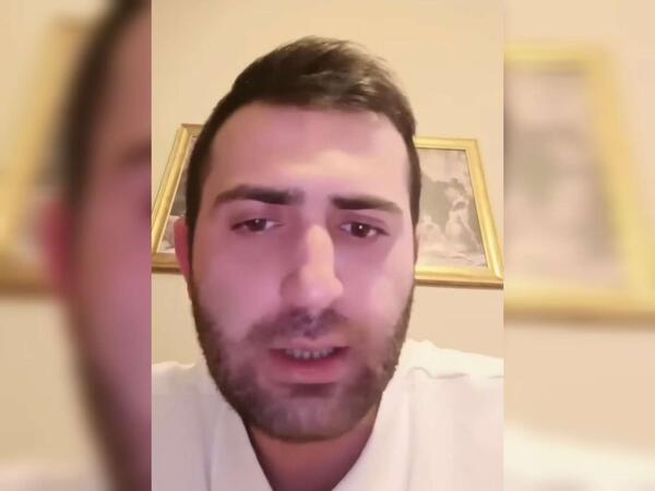 Xoşqədəm Hidayətqızının ilk evliliyindən olan oğlu makler işləyir