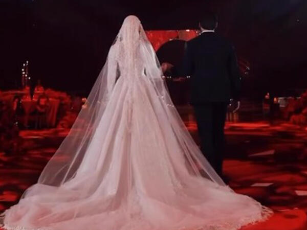 Qurban Qurbanovun qızının toyudur - Video