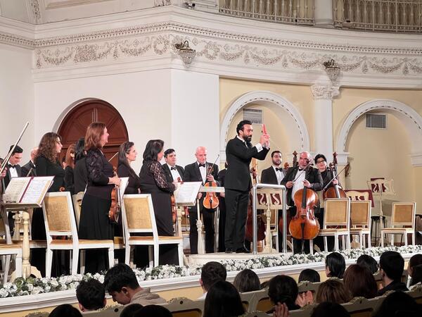 Qara Qarayevin doğum gününə həsr olunmuş “Əsrləri adlayan musiqi” konserti keçirildi - <span class="color_red">FOTO</span>