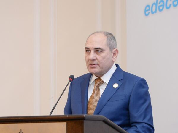 Tahir Budaqov vəzifəsindən azad edildi