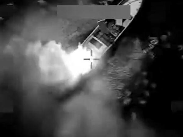 ABŞ ordusu daha bir gəmi vurdu - İki nəfər öldürüldü - <span class="color_red">VİDEO</span>