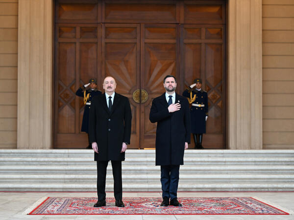Bakıda Amerika Birləşmiş Ştatlarının Vitse-prezidentinin rəsmi qarşılanma mərasimi olub - <span class="color_red">FOTO</span>