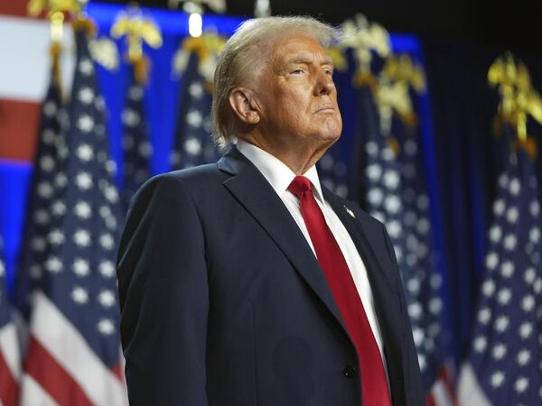 Tramp bu ölkələrə ABŞ bayrağı "sancdı" - <span class="color_red">FOTO</span>