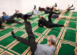 Namazdan sonra pilates: Məsciddə kişilər üçün dərslərə başladı - <span class="color_red">FOTO</span>