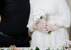 Bəy gəlini kəbin masasında atıb GETDİ - <span class="color_red">VİDEO</span>